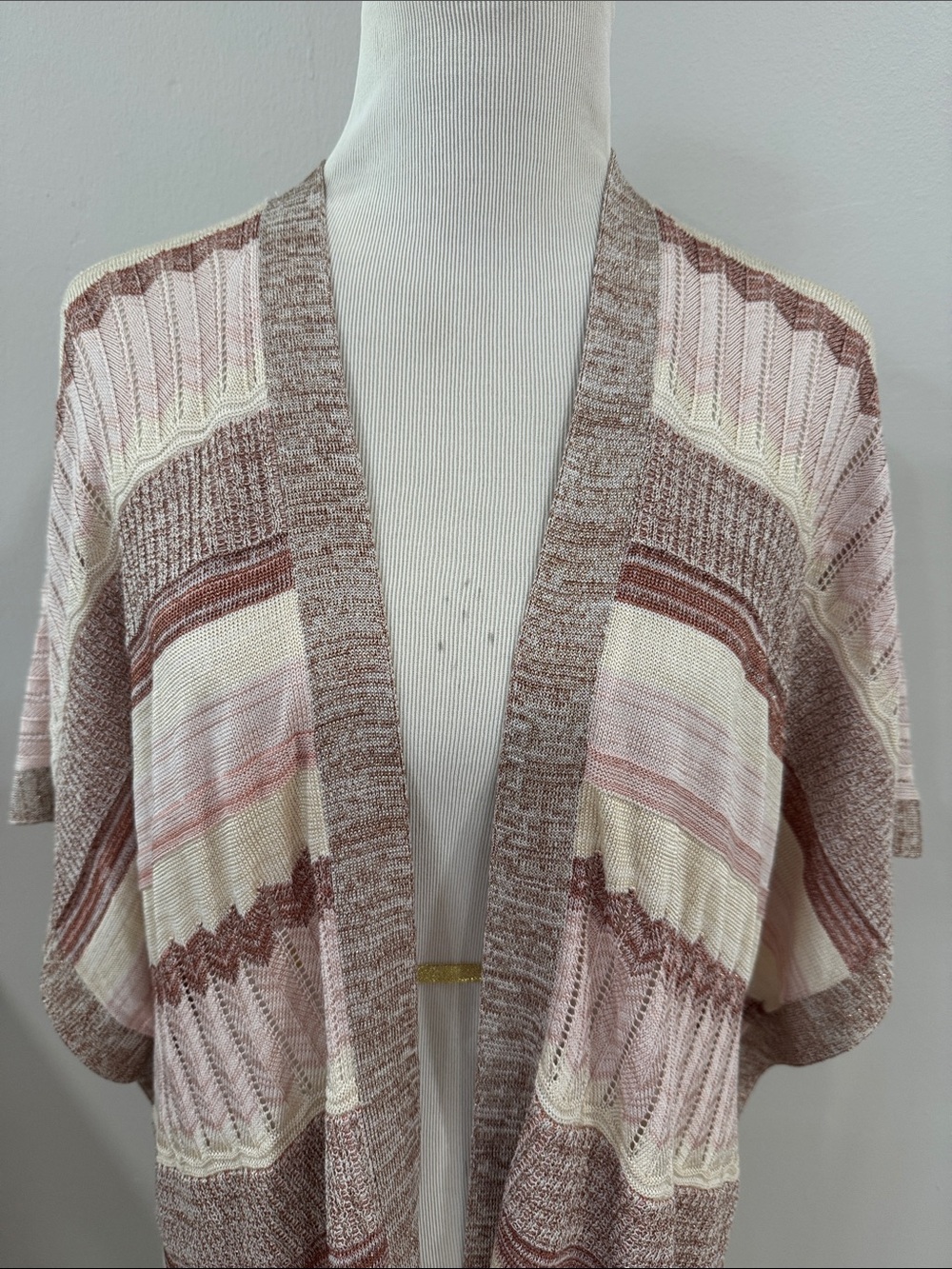 Chicos new Striped Open-Knit Cardigan in Cream, Blush & Taupe modest chic - Picture 3 of 6